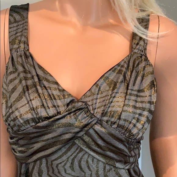 Top - Picture 2 of 5